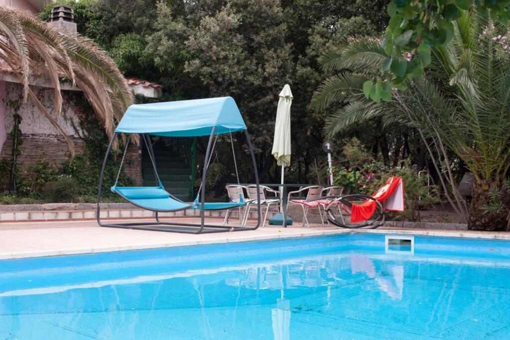 Loft Mansardato Con Giardino E Piscina In Villa Privata Loft With Garden And Swimming Pool In A Private Villa Sestu Eksteriør billede